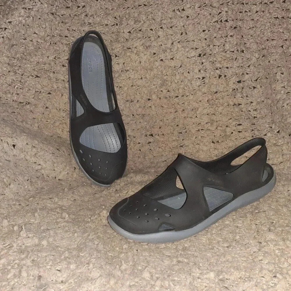 CROCS-Swiftwater Wave-Black Sandal Boat Shoe-Closed Toe Slingback-Sz 8-Excellent